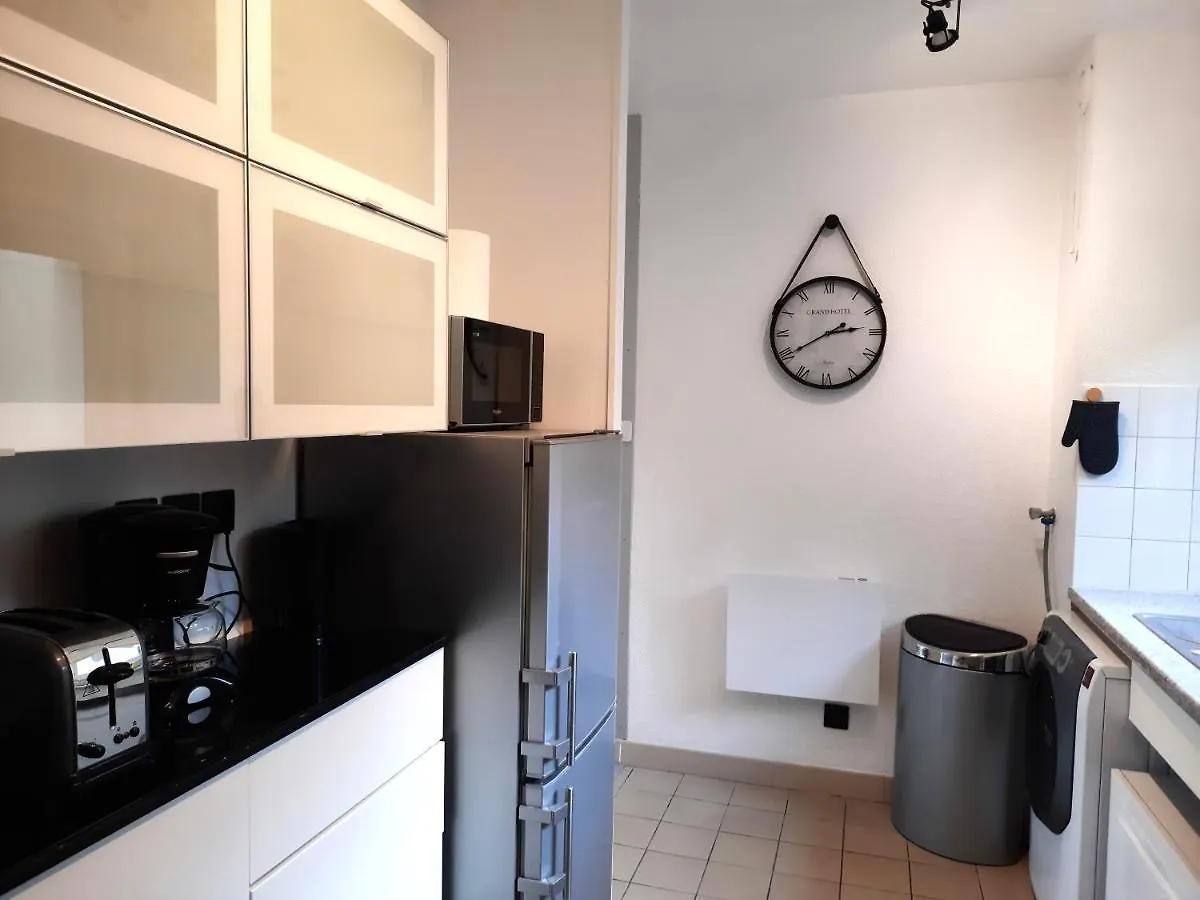 Ty Cocoon- Appartement Avec Terrasse Et Parking Prive Quimper 0*,